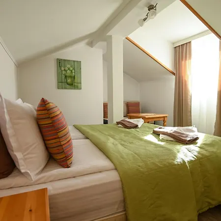 Vezyuva House Otel