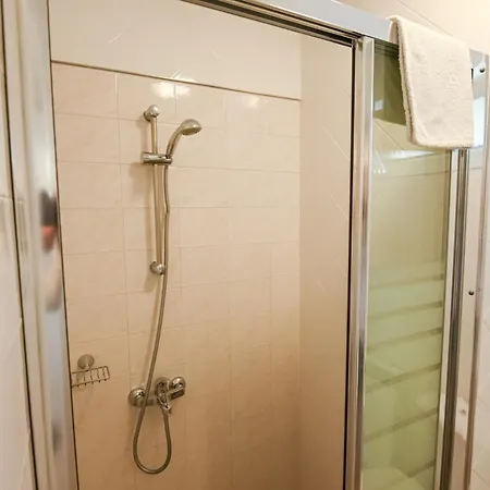 Vezyuva House Hotel