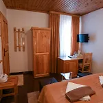Vezyuva House 酒店 班斯科