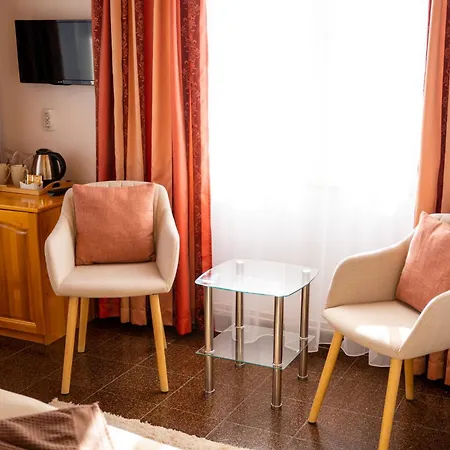 Veziova House 3*