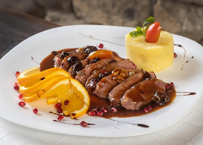 Szálloda Vezyuva House 3*