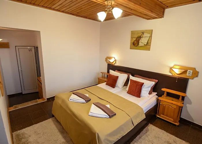 Szálloda Vezyuva House