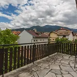 Vezyuva House מלון 3*
