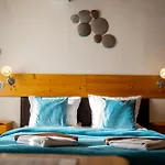 Vezyuva House Hotel 3*