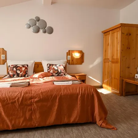 Vezyuva House 3*