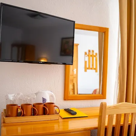Vezyuva House 3* 반스코