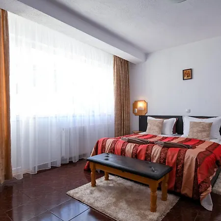 Vezyuva House Хотел 3*