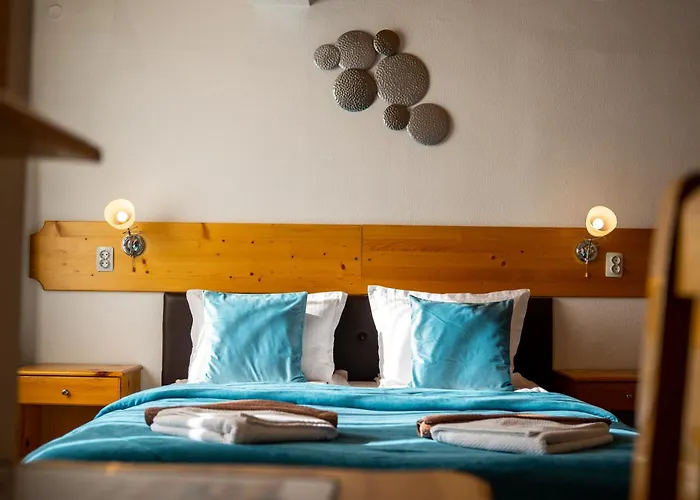 Vezyuva House מלון 3*